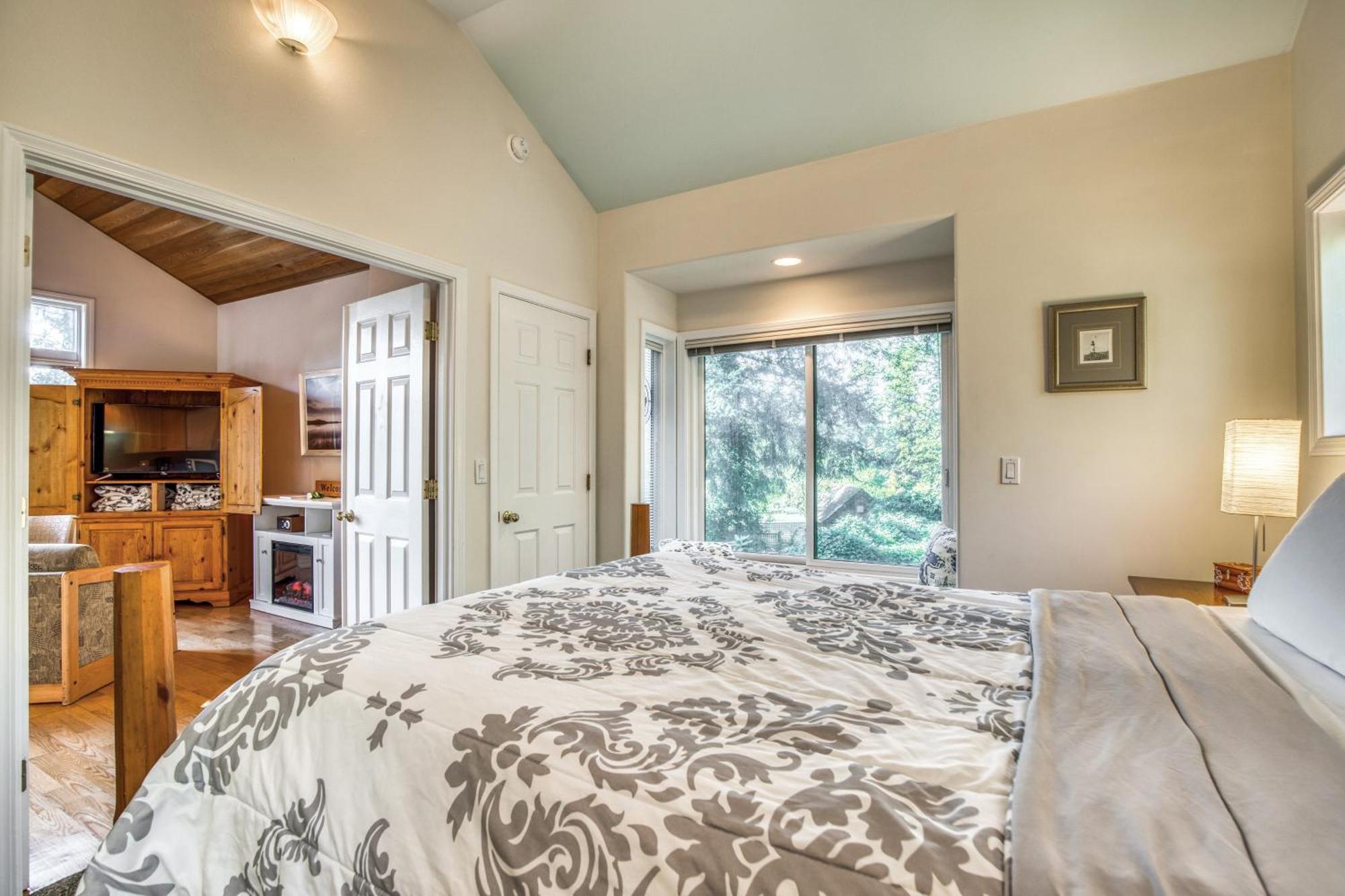 The Quintessa Cottage Clinton エクステリア 写真